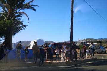 Los Reyes Magos reparten ilusión por los barrios de Telde/TA.